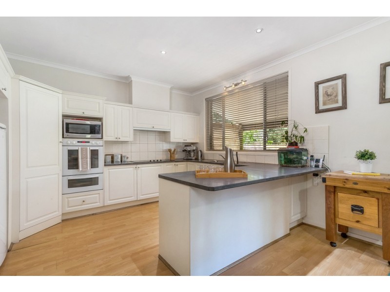 18 Heathwood Street, Ringwood East VIC 3135