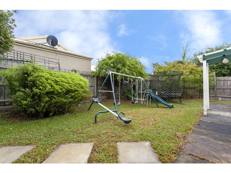 11 Railway Crescent, Croydon VIC 3136