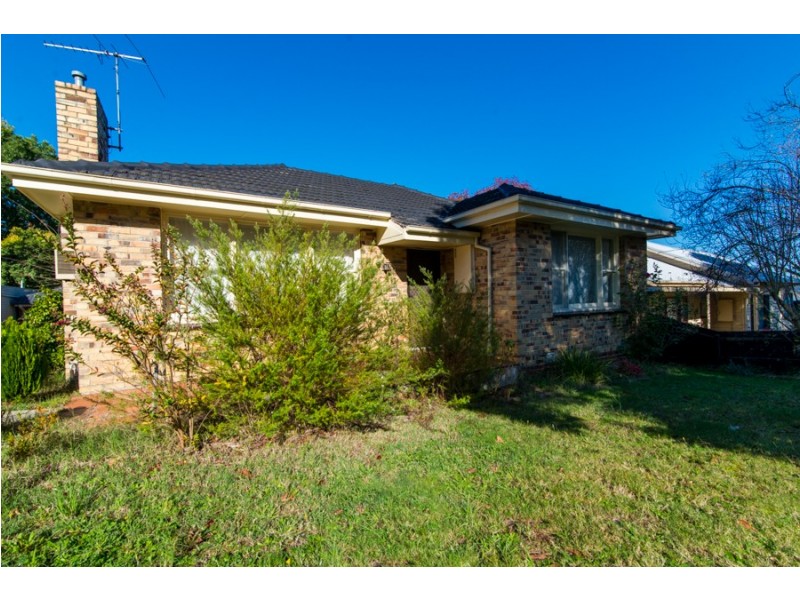 12 Merrilong Street, Ringwood East VIC 3135