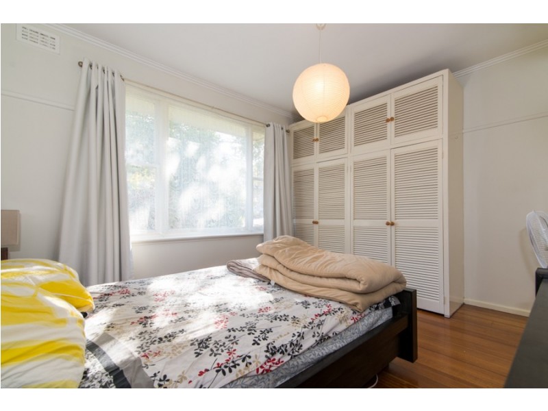 12 Merrilong Street, Ringwood East VIC 3135