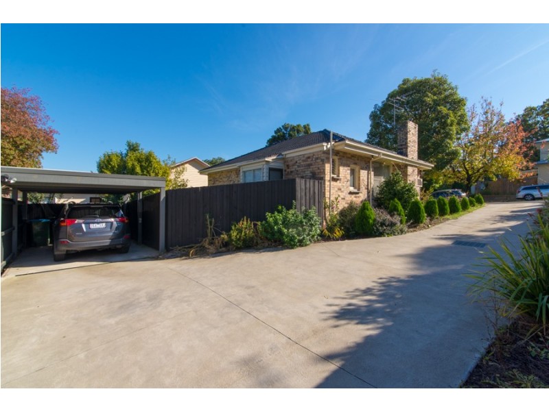 12 Merrilong Street, Ringwood East VIC 3135
