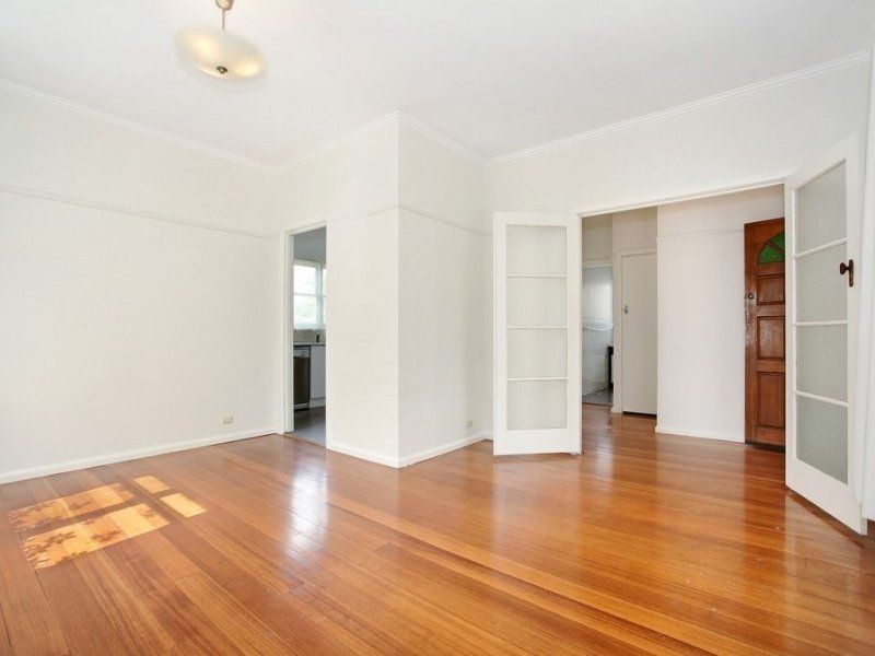 12 Merrilong Street, Ringwood East VIC 3135