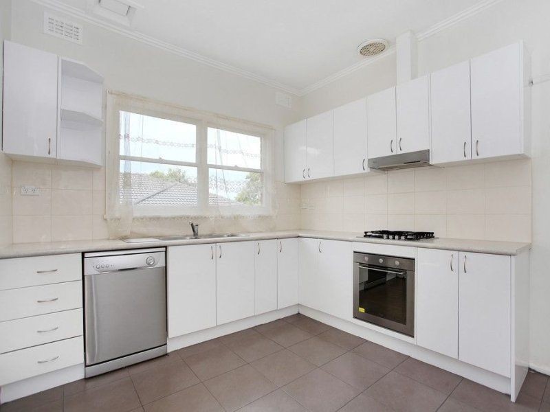 12 Merrilong Street, Ringwood East VIC 3135