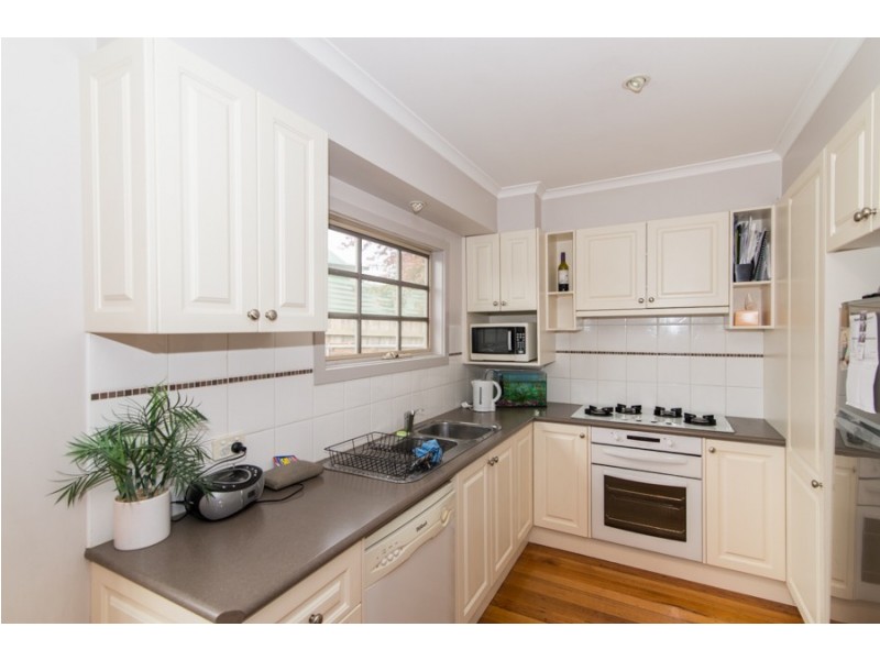 6 Diane Crescent, Mooroolbark VIC 3138