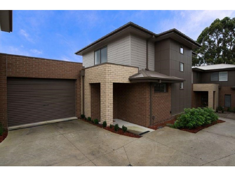 2/24 Dunoon Street, Mooroolbark VIC 3138