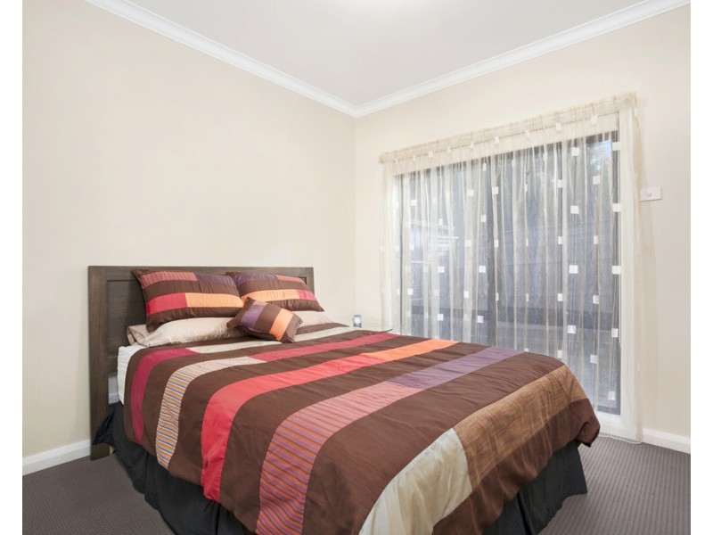 4/17-19 Edith Avenue, Croydon VIC 3136