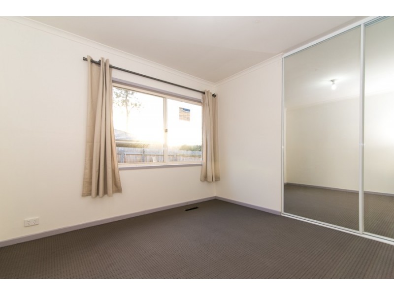 53 Blazey Road, Croydon South VIC 3136