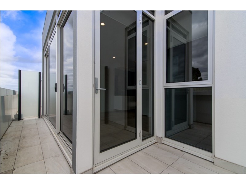 302/629 Canterbury Road, Surrey Hills VIC 3127