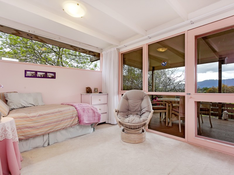 23 Byways Drive, Ringwood East VIC 3135