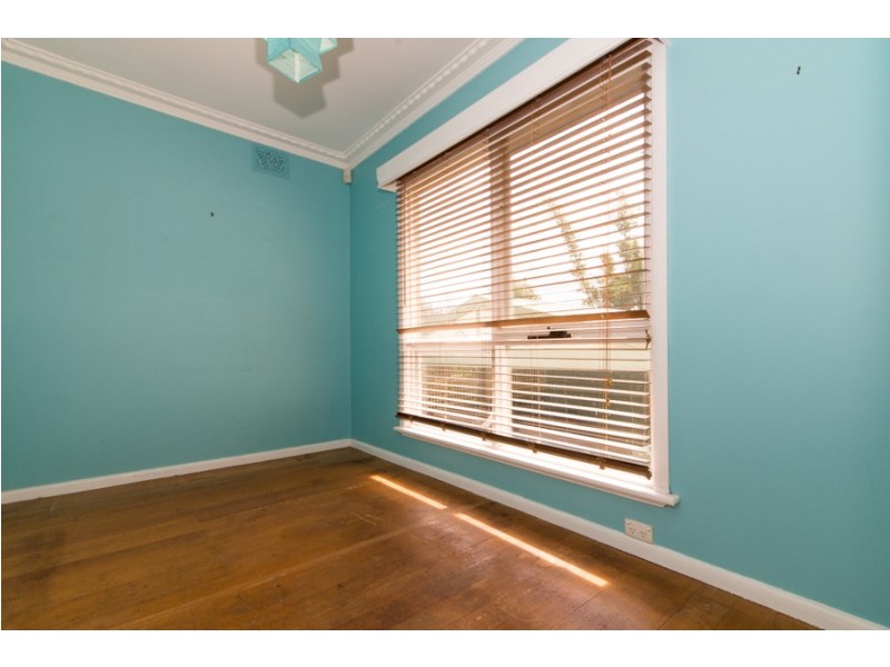 35 Lenna Street, Burwood East VIC 3151