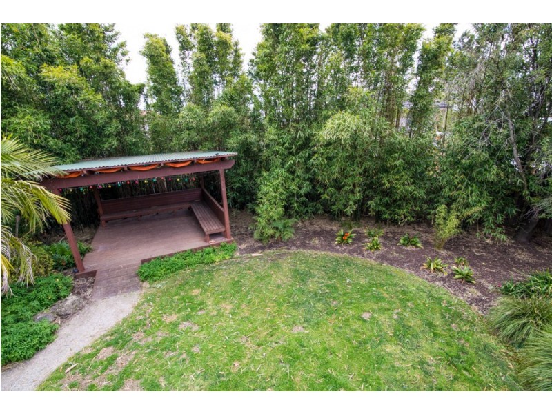 35 Lenna Street, Burwood East VIC 3151