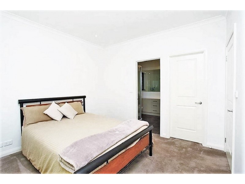 2/12 Braeside Avenue, Ringwood East VIC 3135