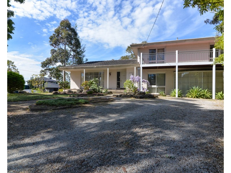 6 Cantala Crescent, Ringwood North VIC 3134