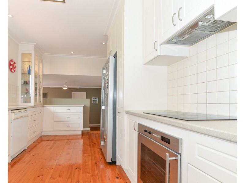 6 Cantala Crescent, Ringwood North VIC 3134