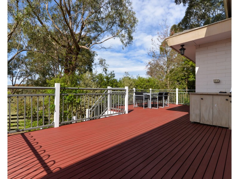 6 Cantala Crescent, Ringwood North VIC 3134