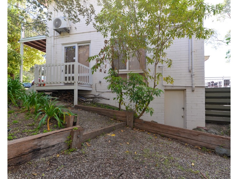 6 Cantala Crescent, Ringwood North VIC 3134