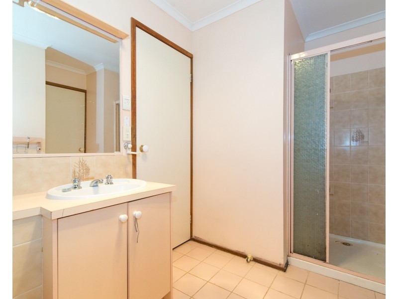 15 Mountain Heath Walk, Croydon South VIC 3136