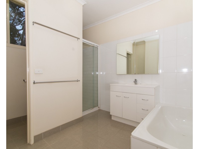 4/11 Alexandra Road, Ringwood East VIC 3135