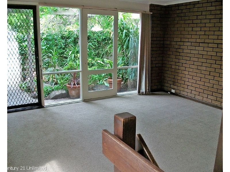 4/11 Alexandra Road, Ringwood East VIC 3135