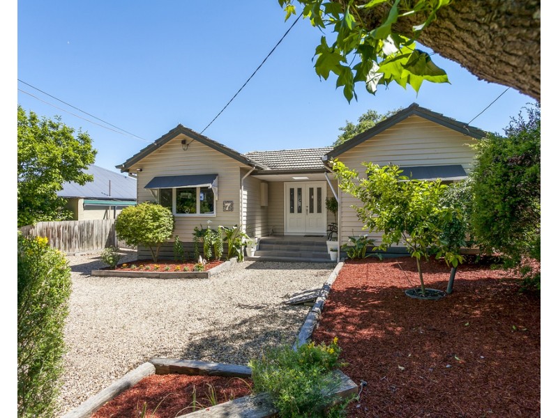 7 Ross Crescent, Heathmont VIC 3135