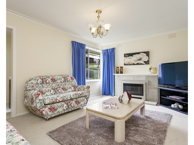 30 Winyard Drive, Mooroolbark VIC 3138