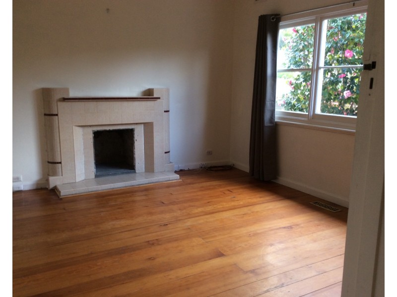 65 Kent Avenue, Croydon VIC 3136