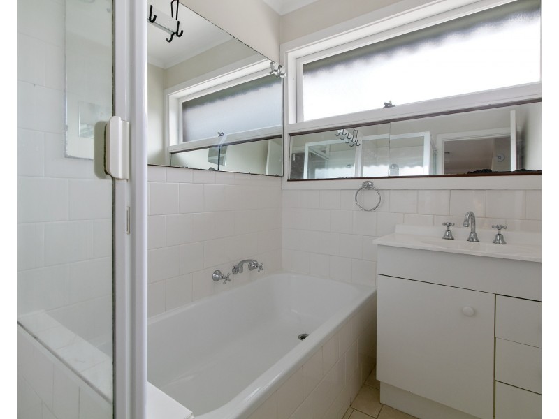 4/62 Mt Dandenong Road, Ringwood East VIC 3135