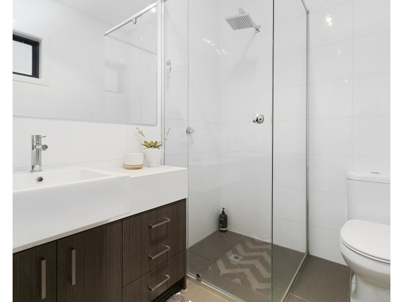 8 Newhaven Lane, Croydon VIC 3136