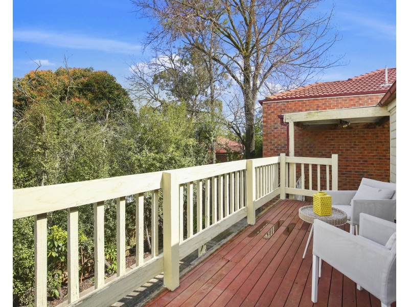 1/1 Velden Avenue, Ferntree Gully VIC 3156