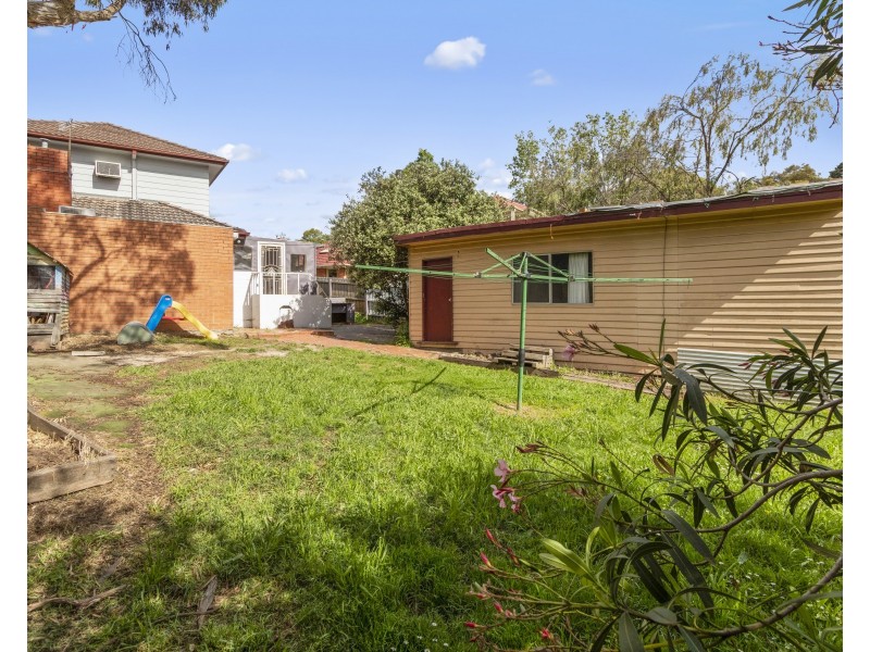 36 Hilda Avenue, Boronia VIC 3155