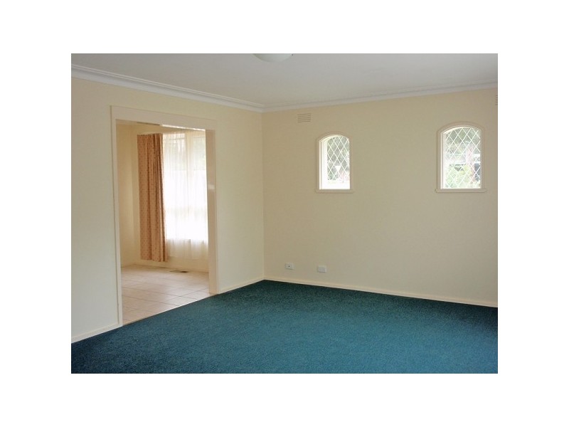 1/16 Lester Ave, Ringwood East VIC 3135