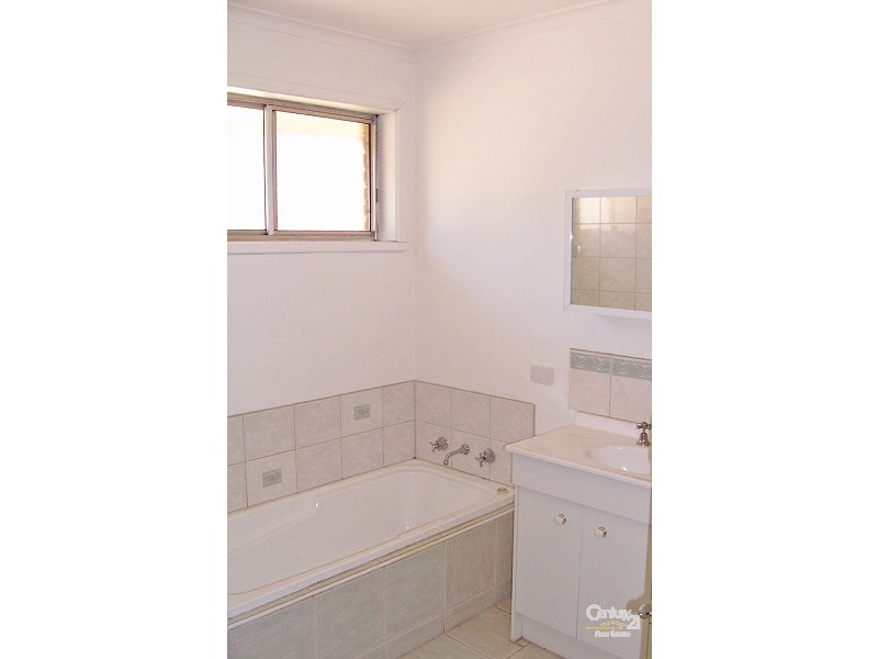 28 Dunlop Ave, Bayswater North VIC 3153