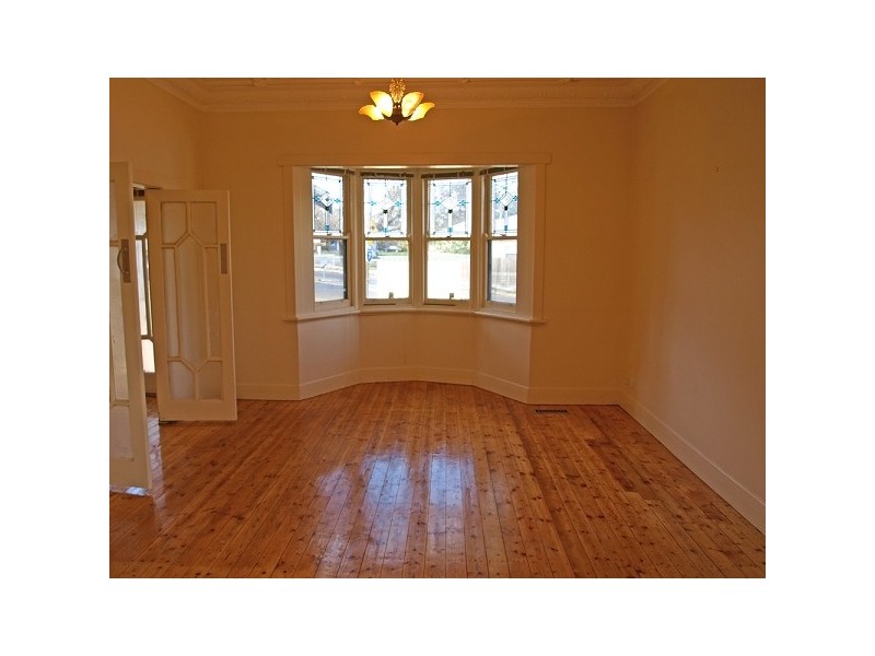 211 Wonga Road, Warranwood VIC 3134