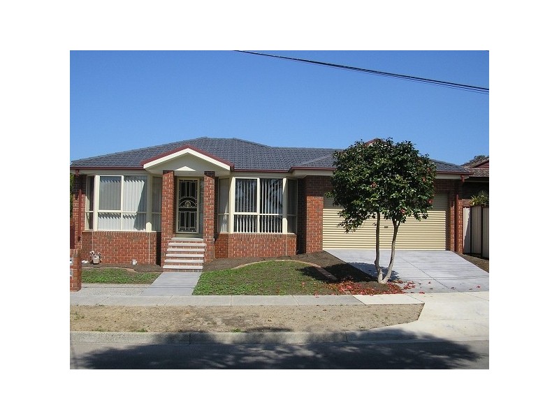 4 Vincent Street, Bayswater VIC 3153