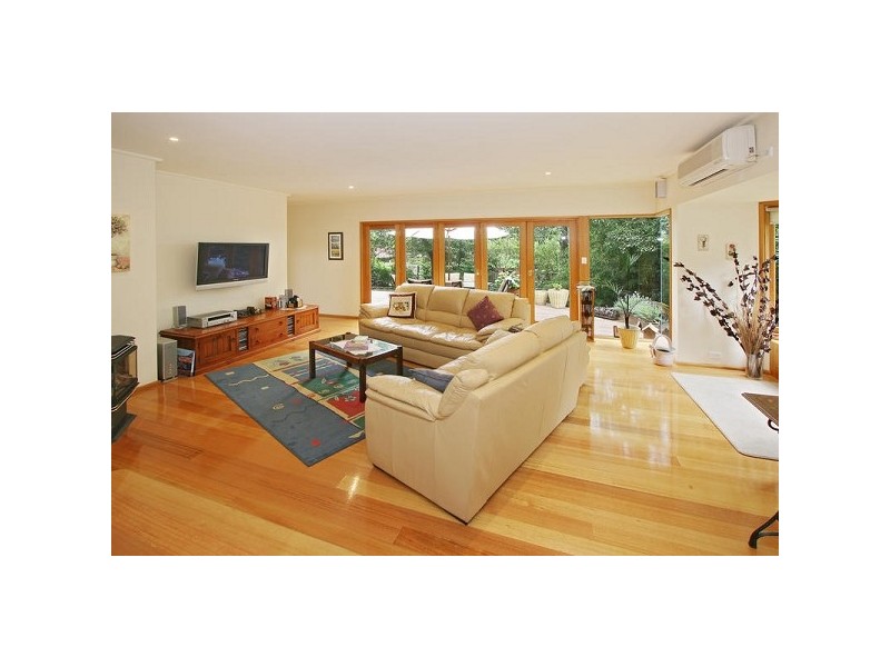 1 Cielterre Avenue, Ringwood North VIC 3134