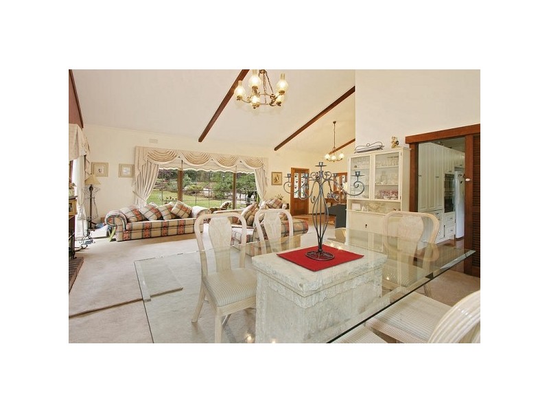 1 Cielterre Avenue, Ringwood North VIC 3134