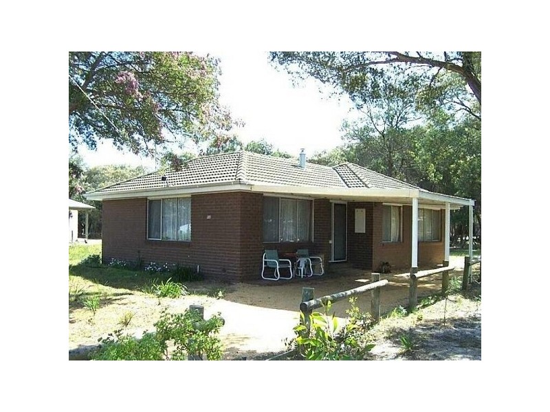 81 National Park Road, Loch Sport VIC 3851