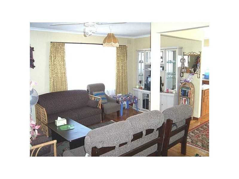 81 National Park Road, Loch Sport VIC 3851