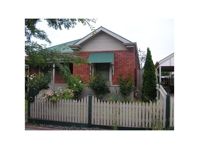 25 Chatswood Grove, Chirnside Park VIC 3116