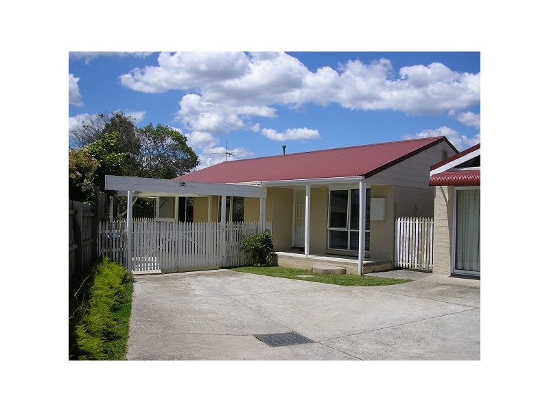 2/55 Bedford Road, Ringwood VIC 3134