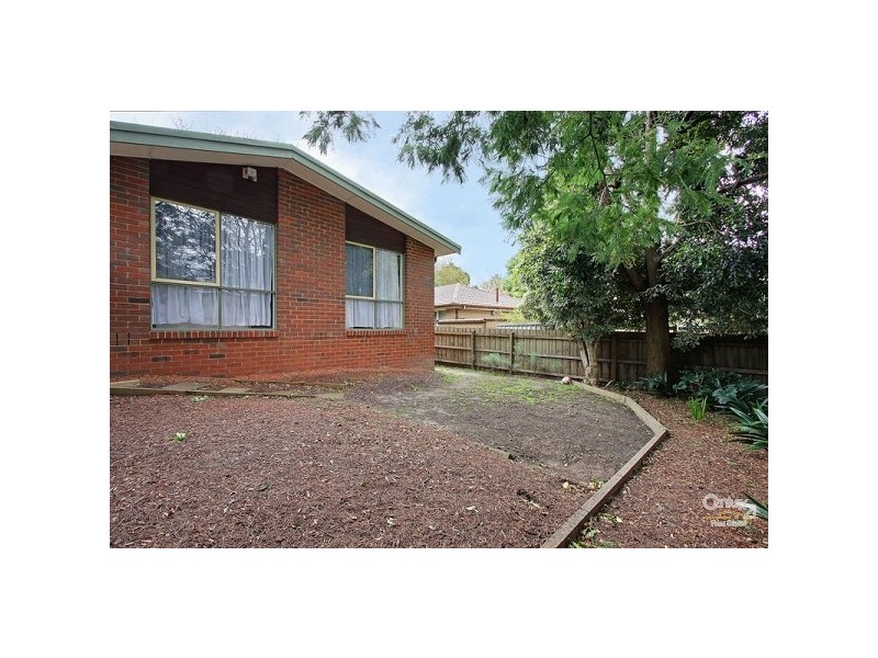 2/1 Fernwood Ave, Ringwood East VIC 3135