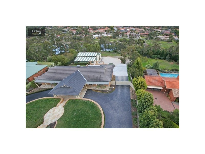 9 Waterview Crt, Croydon Hills VIC 3136