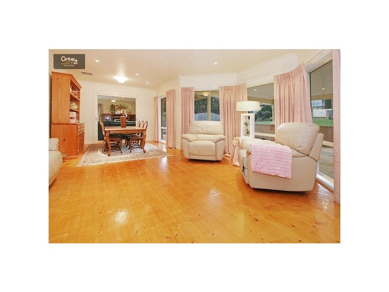 9 Waterview Crt, Croydon Hills VIC 3136