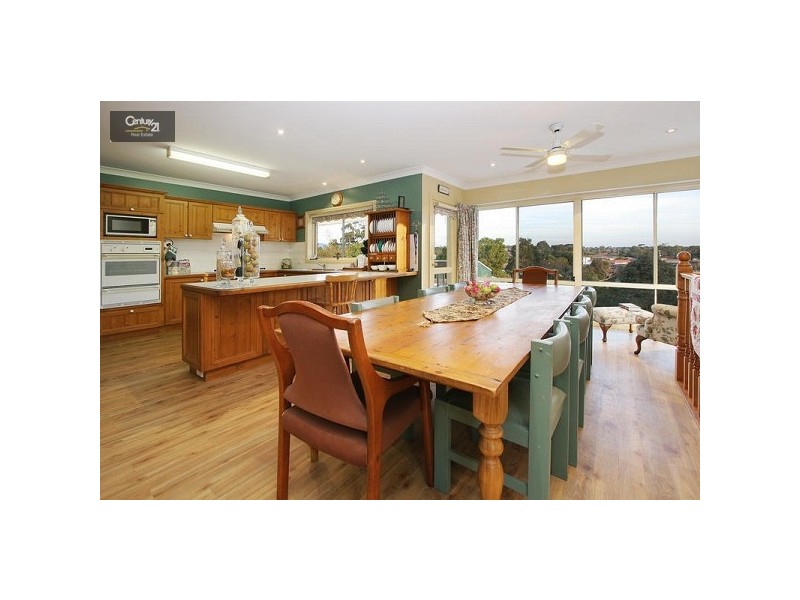 9 Waterview Crt, Croydon Hills VIC 3136