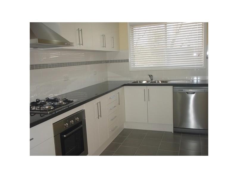 4/18 Great Ryrie St, Ringwood VIC 3134