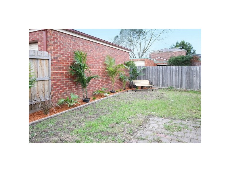 1/35 Fortuna Ave, Croydon VIC 3136