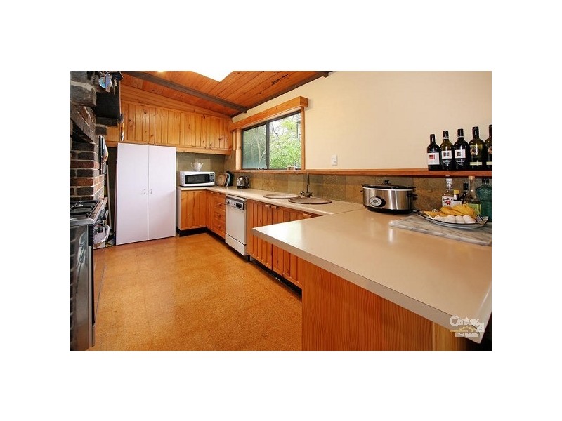 42 Greenhill Rd, Bayswater North VIC 3153