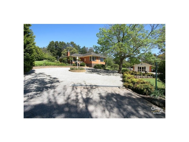 102 Warburton Hwy, Lilydale VIC 3140
