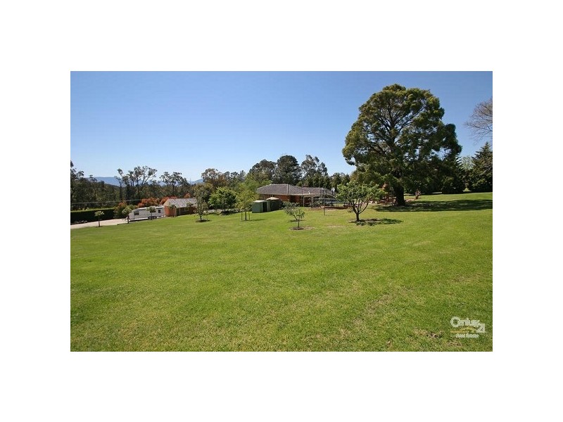 102 Warburton Hwy, Lilydale VIC 3140
