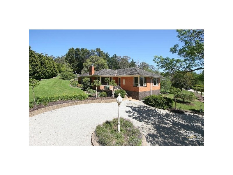 102 Warburton Hwy, Lilydale VIC 3140
